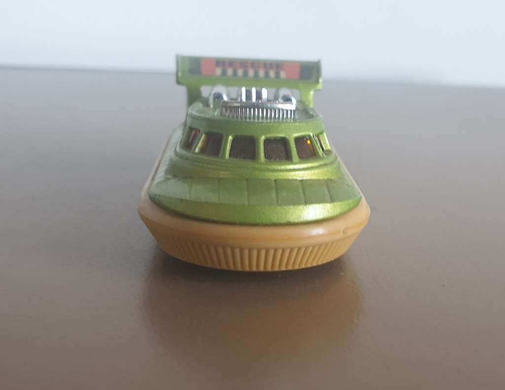 Matchbox Superfast Hovercraft